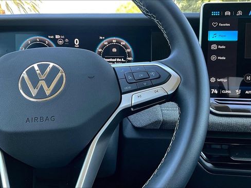Used 2025 Volkswagen Tiguan S FWD image 11