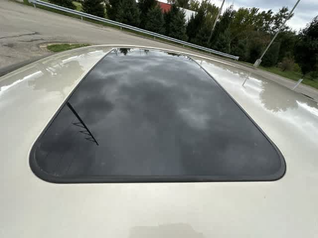 Used 2019 Ford Fusion SE FWD image 6