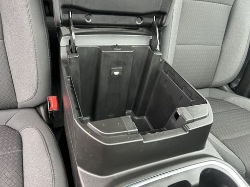 Used 2021 Chevrolet Silverado 1500 LT Trail Boss w/ Convenience Package II image 22