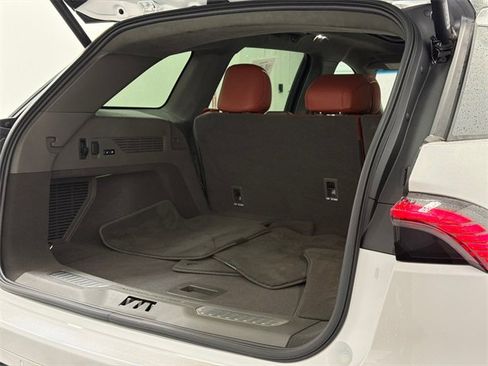 Used 2024 Lincoln Nautilus Black Label w/ Jet Appearance Package (87T) image 7