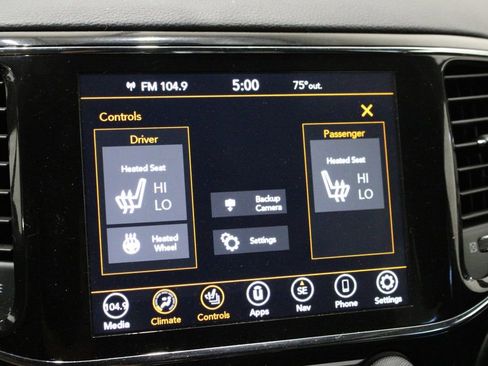 Used 2022 Jeep Grand Cherokee Laredo X image 36