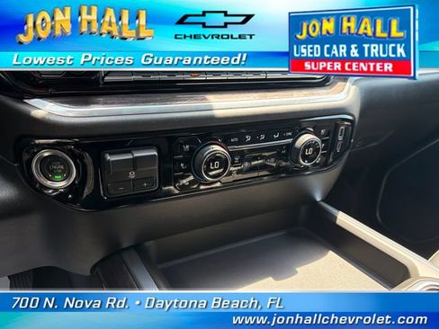 Used 2025 Chevrolet Silverado 3500 LTZ w/ LTZ Convenience Package AWD/4WD image 27