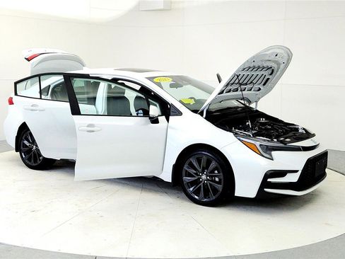 Certified 2023 Toyota Corolla SE image 12