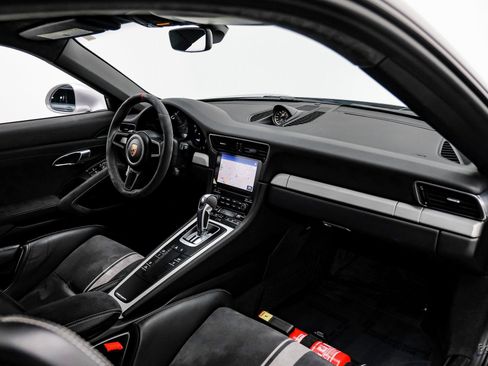 Used 2018 Porsche 911 GT3 w/ Sport Chrono Package image 42