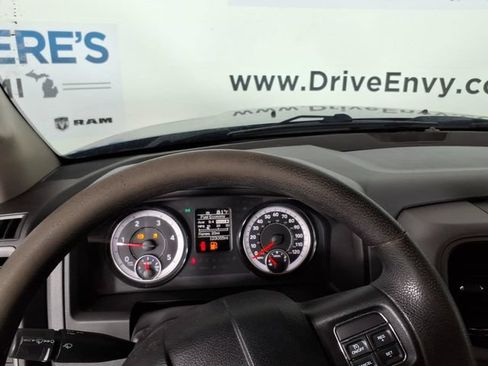 Used 2018 RAM 2500 Tradesman w/ Chrome Appearance Group AWD/4WD image 23