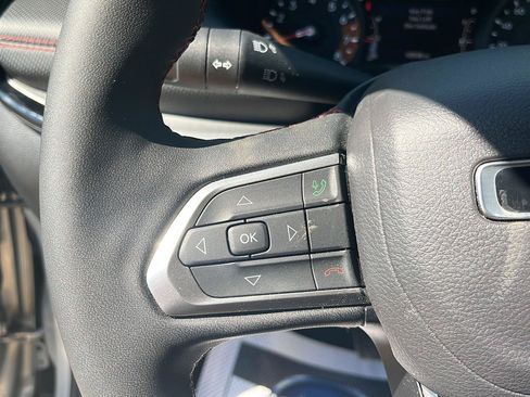 Used 2026 Jeep Compass Trailhawk AWD/4WD image 14