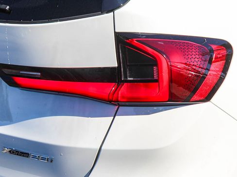 Used 2024 BMW X1 xDrive28i image 7