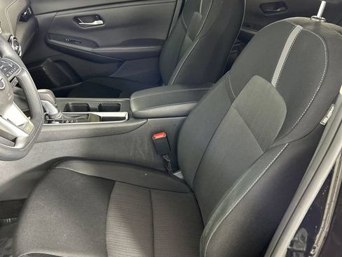 Used 2025 Nissan Sentra SV FWD image 12