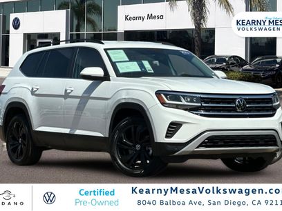 Used 2023 Volkswagen Atlas SE w/ Black Wheel Package