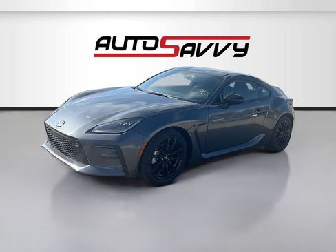 Used 2025 Toyota GR86 Premium w/ ALL Weather Mat Package (TMS) RWD image 3