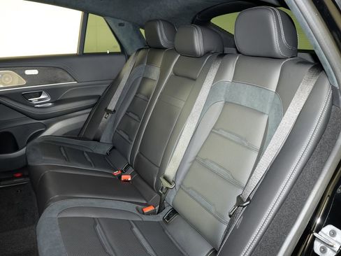 New 2026 Mercedes-Benz GLE 63 AMG S image 28