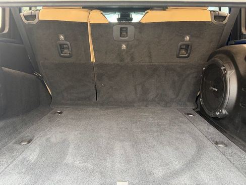 Certified 2019 Jeep Wrangler Unlimited Rubicon AWD/4WD image 9