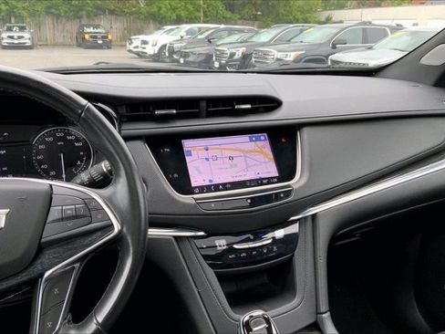 Used 2021 Cadillac XT5 Premium Luxury AWD/4WD image 5