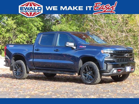 Used 2021 Chevrolet Silverado 1500 LT Trail Boss w/ Bed Protection Package image 1