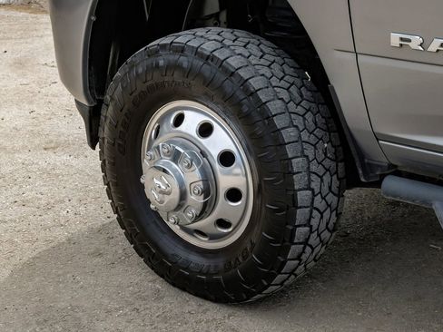 Used 2022 RAM 3500 Tradesman image 60