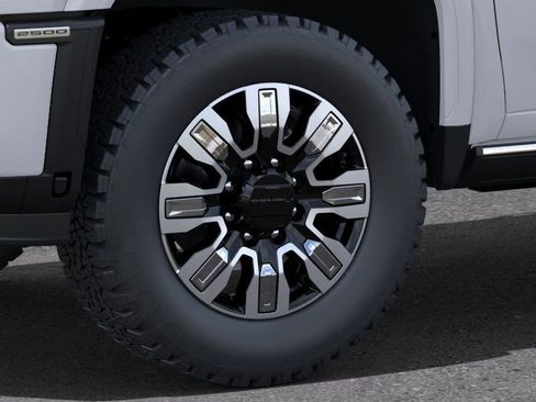 New 2025 GMC Sierra 2500 Denali w/ Denali Reserve Package image 17