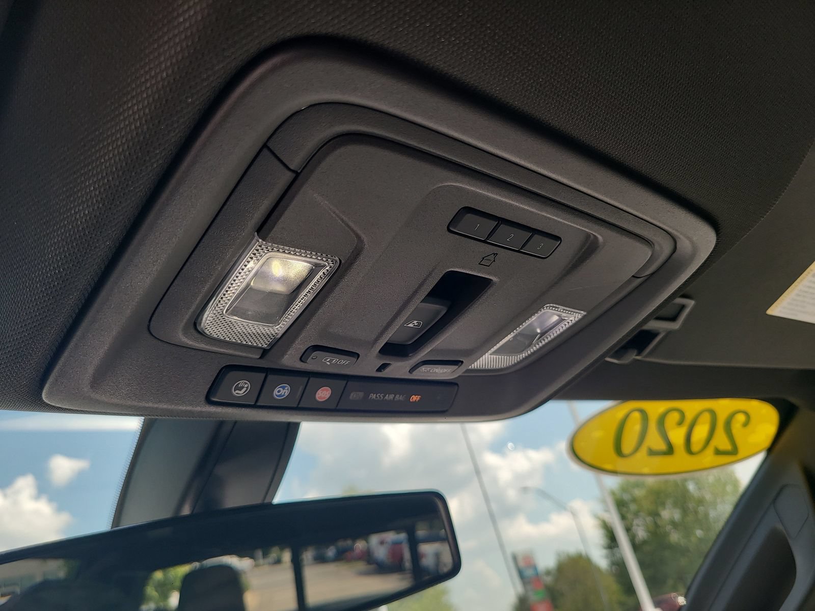 Used 2020 Chevrolet Silverado 1500 RST AWD/4WD image 20