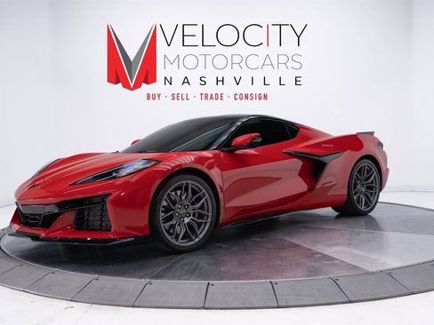 Used 2023 Chevrolet Corvette Z06 image 2