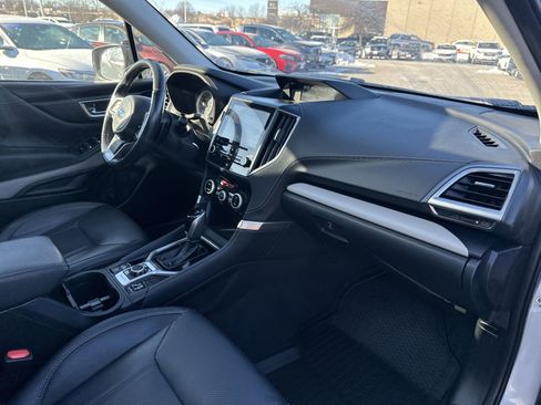 Used 2022 Subaru Forester Limited image 14
