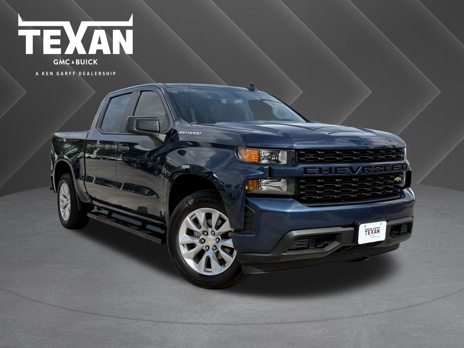 Used 2020 Chevrolet Silverado 1500 Custom w/ Custom Value Package RWD image 1