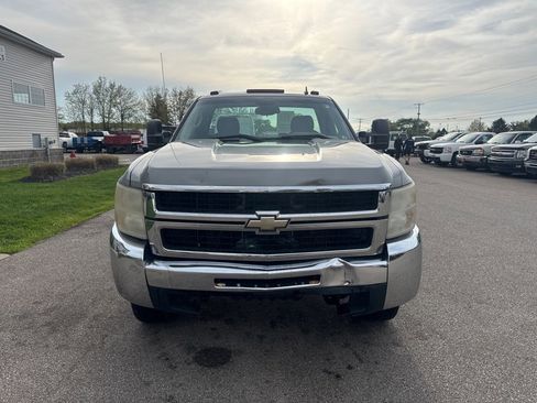 Used 2007 Chevrolet Silverado 2500 W/T w/ Snow Plow Prep Package image 3