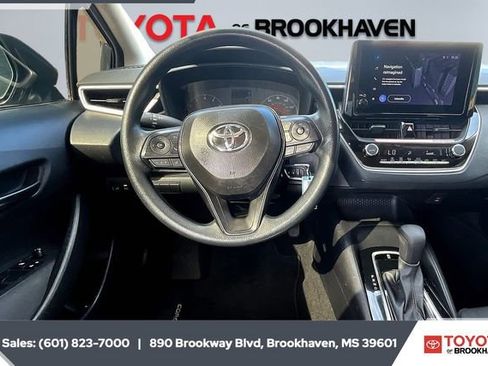 Used 2024 Toyota Corolla LE image 5