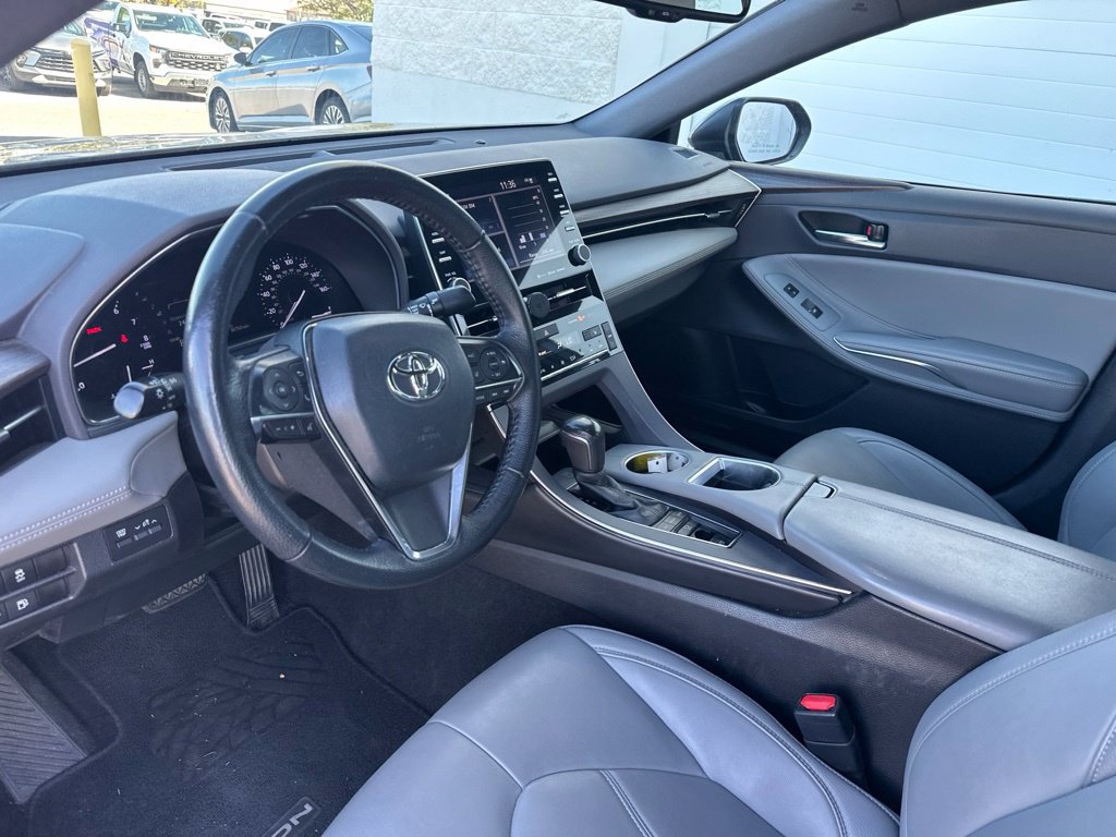 Used 2021 Toyota Avalon XLE FWD image 9