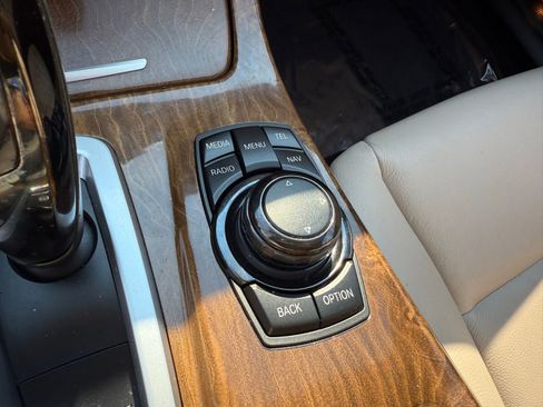 Used 2013 BMW 535i xDrive Sedan image 13