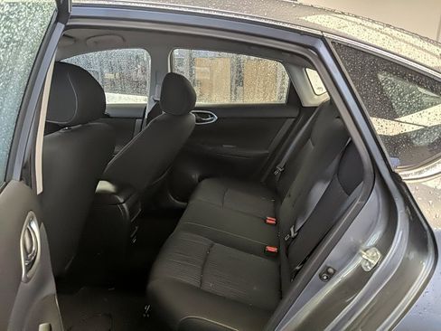 Used 2019 Nissan Sentra SV image 11