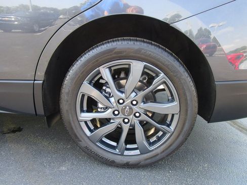 Certified 2023 Chevrolet Equinox RS w/ LPO, Floor Liner Package image 2