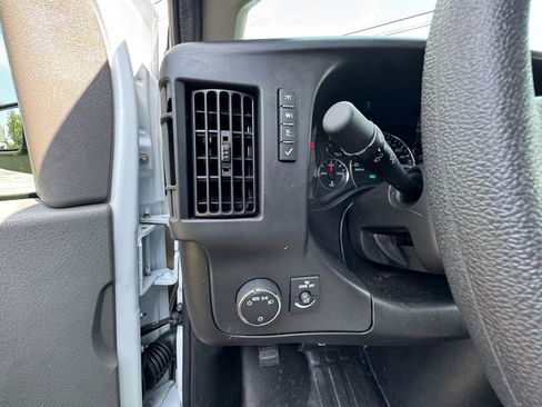 Used 2025 Chevrolet Express 2500 Extended w/ Driver Convenience Package RWD image 15