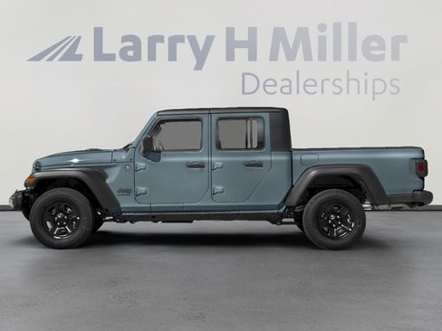 New 2026 Jeep Gladiator Sport AWD/4WD image 3