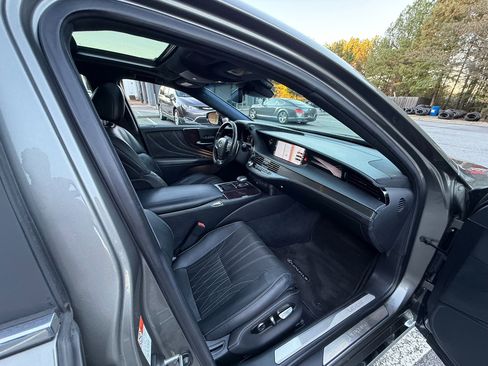 Used 2018 Lexus LS 500 w/ Interior Upgrade Package image 14