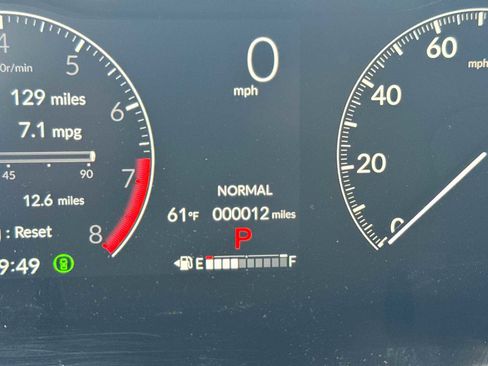 New 2026 Honda HR-V LX image 10