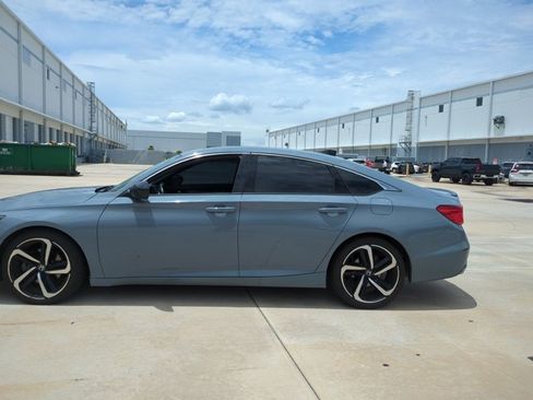 Used 2021 Honda Accord Sport image 8