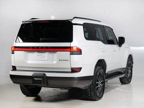 Used 2025 Lexus GX 550 550 Premium+ image 2