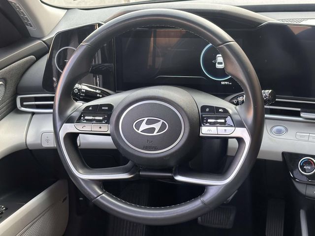 Used 2024 Hyundai Elantra Limited FWD image 22