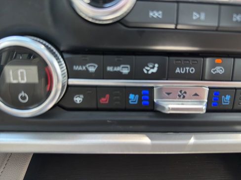 Used 2024 Ford Expedition Max Limited RWD image 34