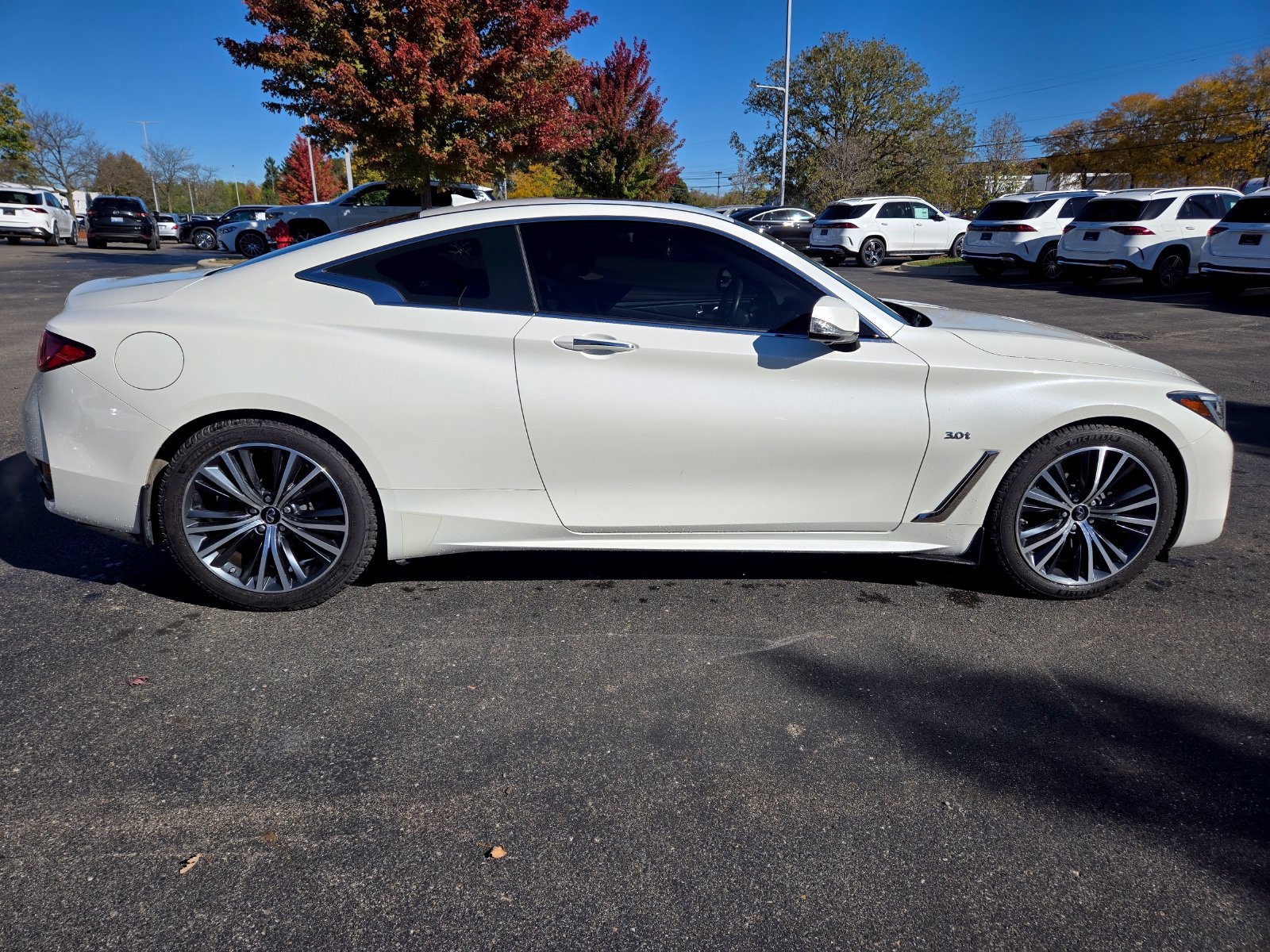 Used 2020 INFINITI Q60 3.0t Luxe w/ Essential Package AWD/4WD image 6