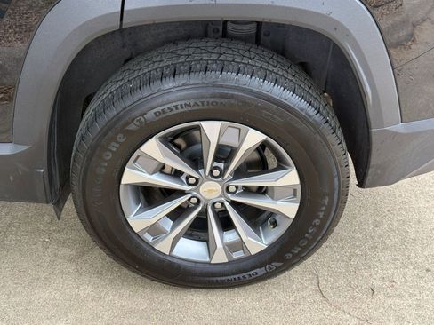 Used 2025 Chevrolet Equinox LT image 31