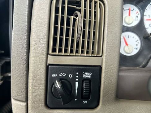 Used 2004 Dodge Ram 2500 Truck SLT w/ Trailer Tow Group image 12