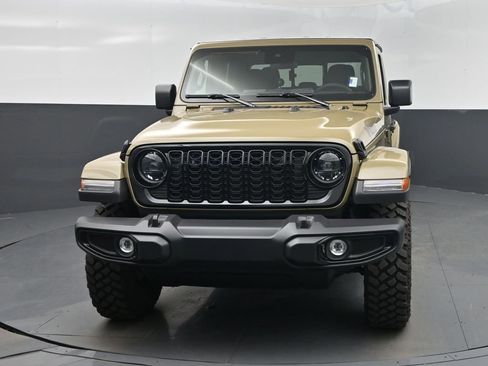 Used 2025 Jeep Gladiator Willys image 6