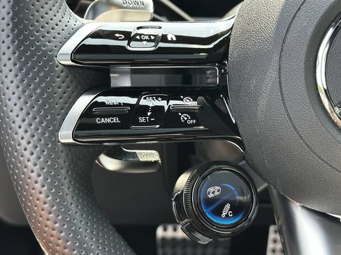 Certified 2026 Mercedes-Benz GLC 43 AMG 4MATIC image 28