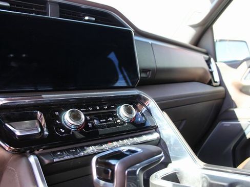 Used 2024 GMC Sierra 1500 Denali w/ Technology Package image 26