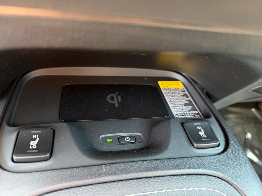 Used 2026 Toyota Corolla XSE FWD image 32