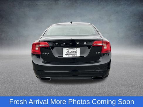 Used 2015 Volvo S60 T5 image 5