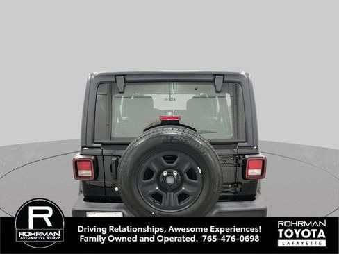 Used 2021 Jeep Wrangler Unlimited Sport AWD/4WD image 6