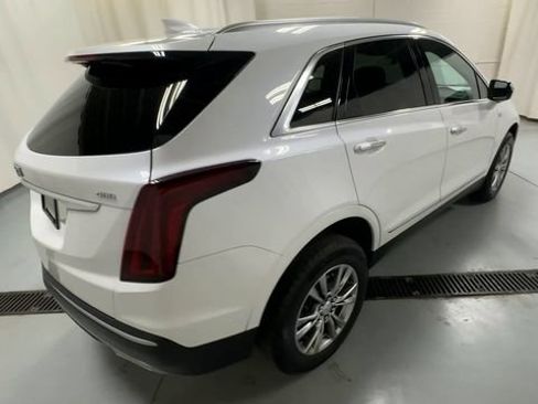 Certified 2023 Cadillac XT5 Premium Luxury FWD image 8