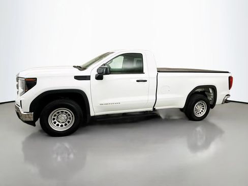 Used 2023 GMC Sierra 1500 Pro w/ Convenience Package image 4