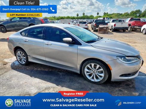 Used 2016 Chrysler 200 S w/ Comfort Group image 5